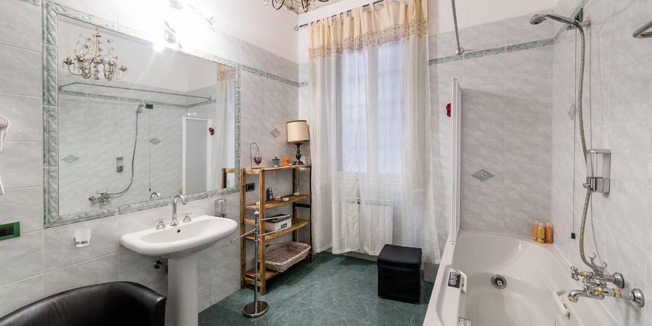Rooms & Breakfast Dogali ジェノヴァ エクステリア 写真