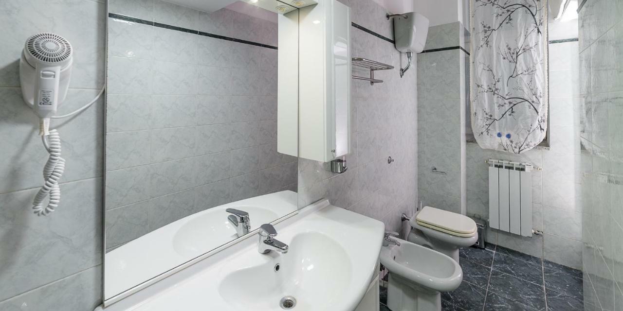 Rooms & Breakfast Dogali ジェノヴァ エクステリア 写真
